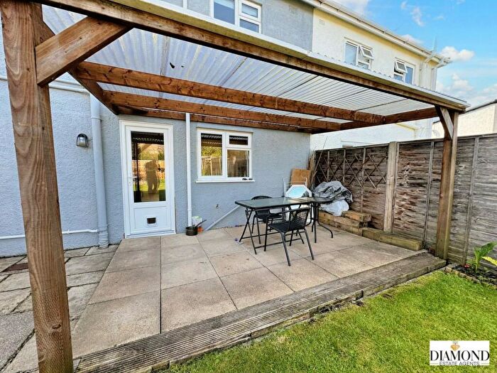 2 Bedroom Terraced House For Sale In Broad Lane, Tiverton, Devon, EX16