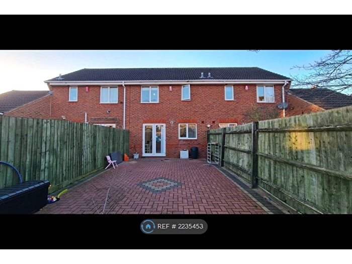2 Bedroom Terraced House To Rent In New Shipton Close, Sutton Coldfield, B76