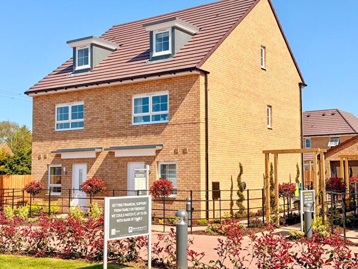 3 Bedroom Terraced House For Sale In Chatteris Gate, London Road, PE16