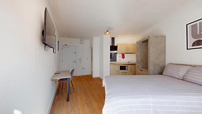 1 Bedroom House To Rent In Lemyngton Street, Loughborough, LE11