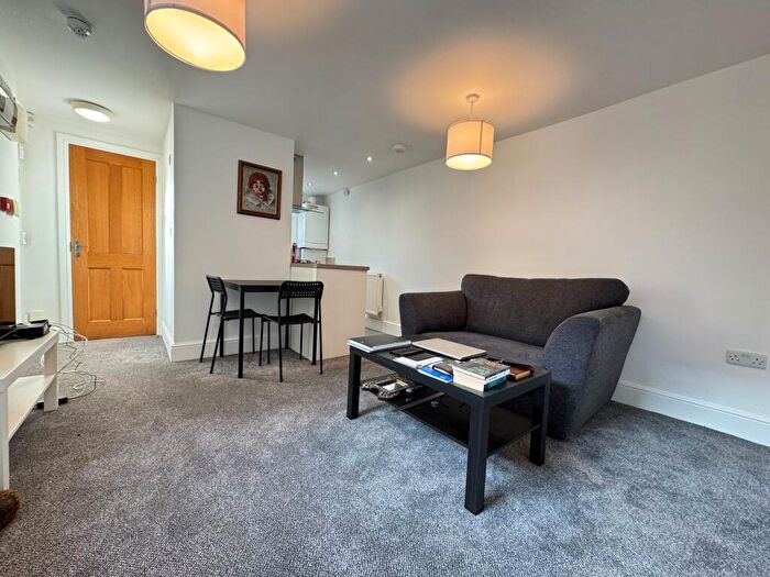 1 Bedroom Apartment To Rent In Flat, Musters Road, West Bridgford, Nottingham, NG2