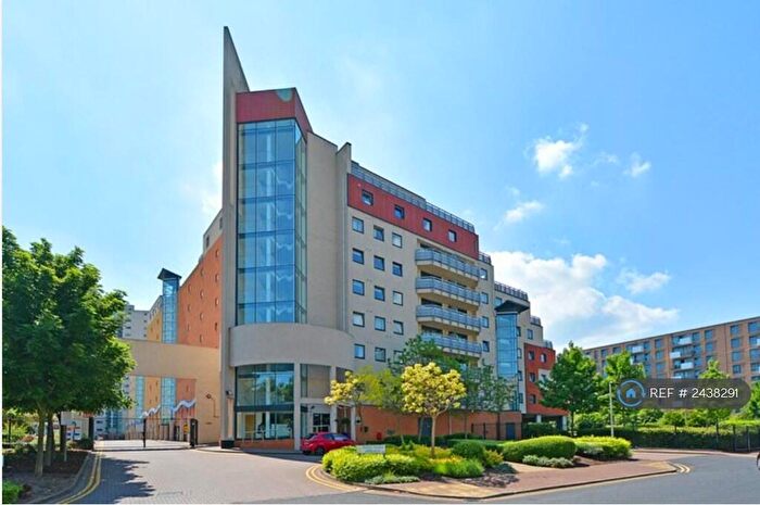 1 Bedroom Flat To Rent In Pontoon Dock, London, E16