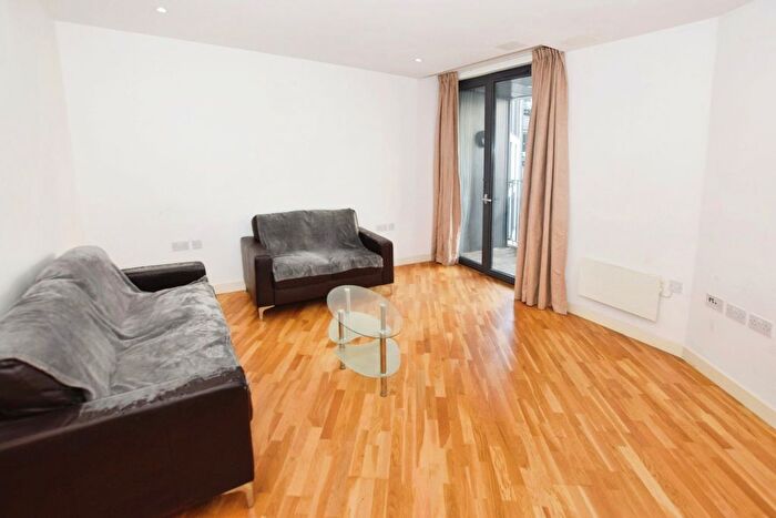 2 Bedroom Flat To Rent In The Hub, Piccadilly Place, City Centre, Manchester, M1