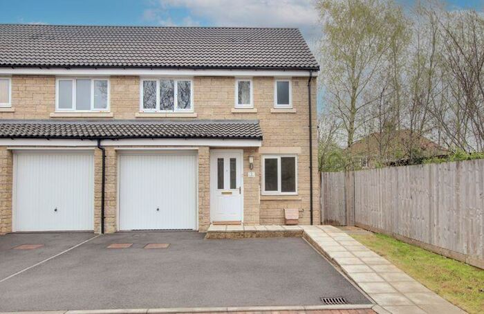 3 Bedroom Semi-Detached House To Rent In Teachers Way, Melksham, SN12