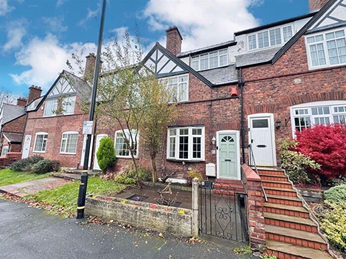 3 Bedroom Terraced House For Sale In Lawrence Road, Altrincham, WA14