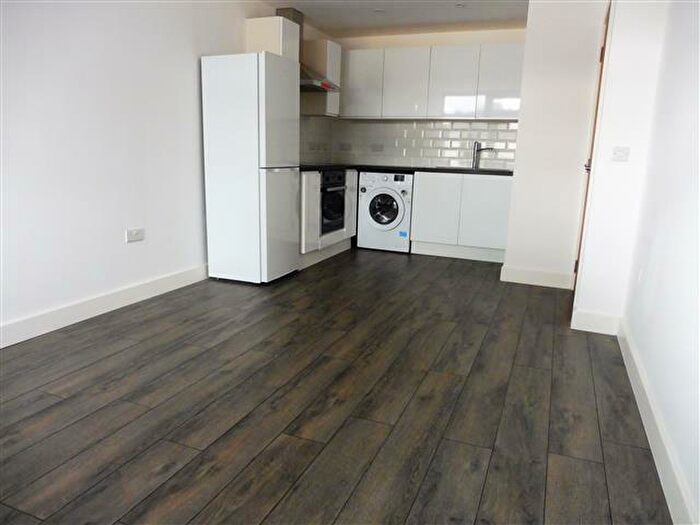 Studio To Rent In Oxford Street, Kidderminster, DY10