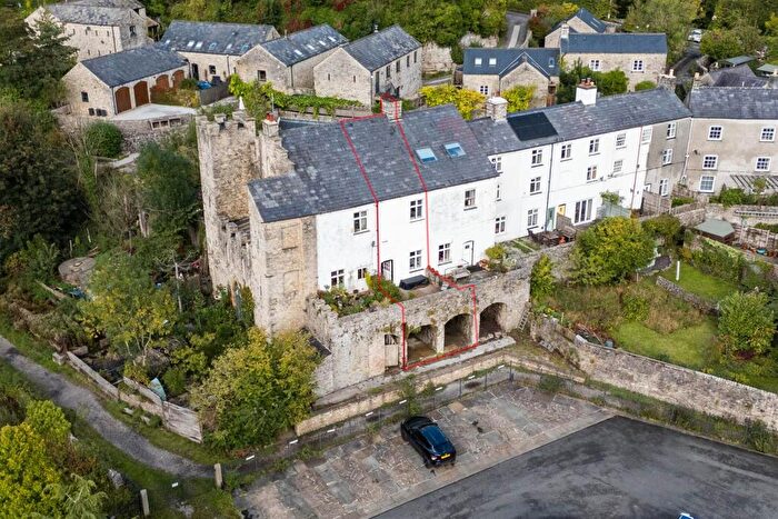 4 Bedroom Terraced House For Sale In Cressbrook, Buxton, SK17