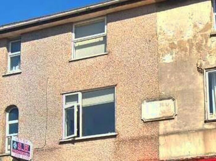 4 Bedroom Flat To Rent In Sutton Parade, Church Road, Hendon, NW4