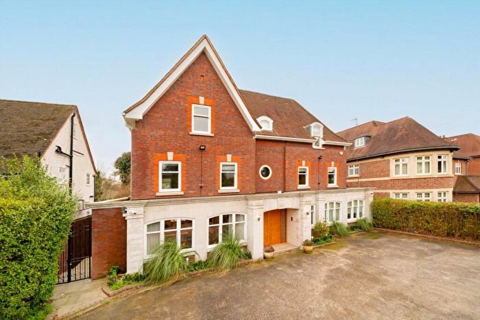 6 Bedroom Detached House To Rent In The Bishops Avenue, Highgate, N2