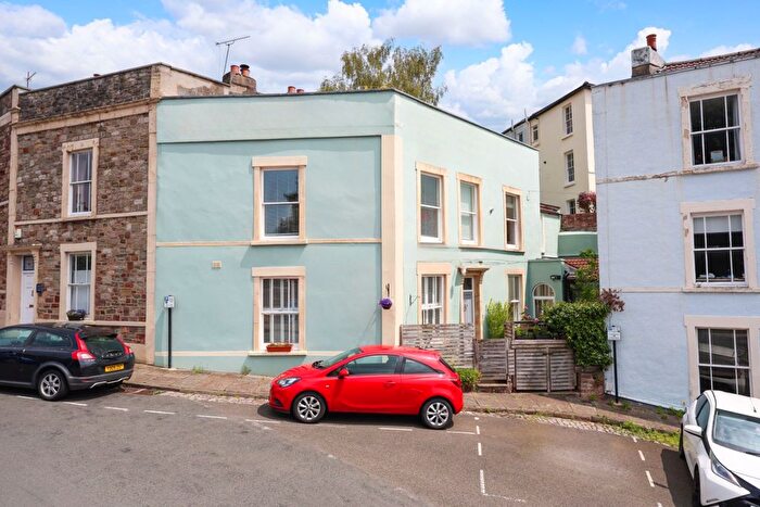 3 Bedroom Terraced House For Sale In Ambra Vale, Clifton, Bristol, BS8