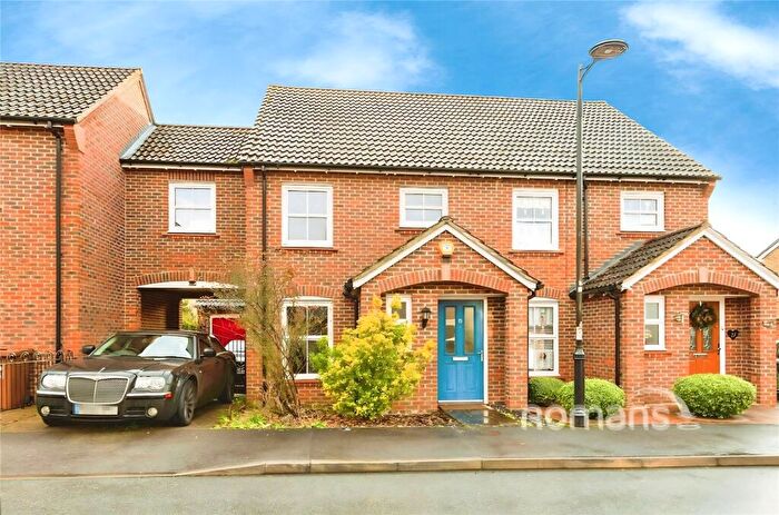 2 Bedroom Semi-Detached House To Rent In Rowner Crescent, Sherfield-on-Loddon, Hook, RG27