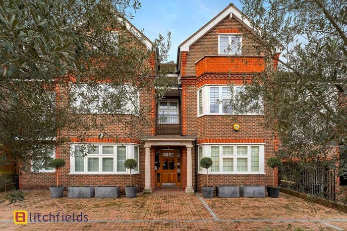 2 Bedroom Flat To Rent In Finchley Road, Temple Fortune, NW11