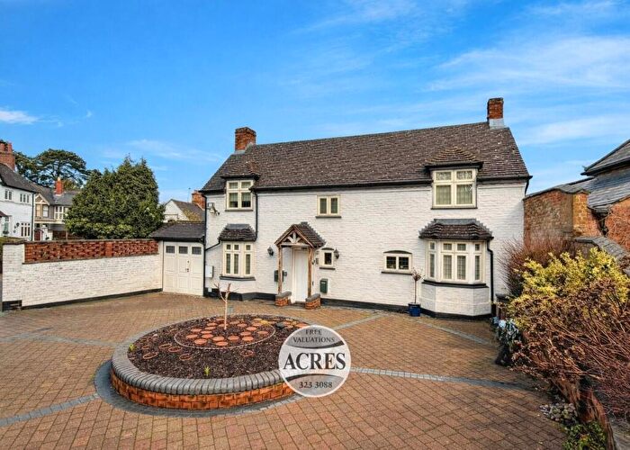 2 Bedroom Semi Detached House For Sale In Park Drive, Four Oaks, Sutton Coldfield, B74