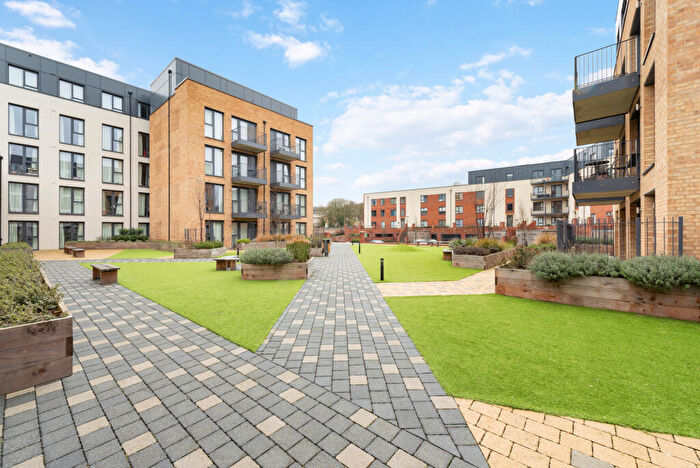 2 Bedroom Apartment To Rent In Howard Court, HP11