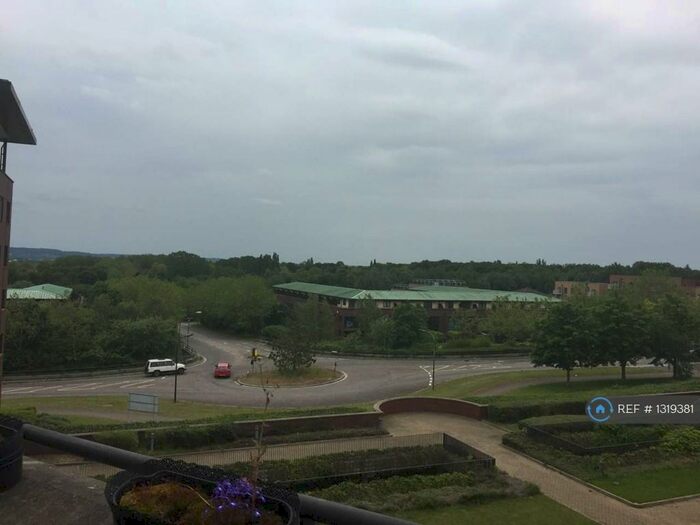 2 Bedroom Maisonette To Rent In Huntley Crescent, Milton Keynes, MK9