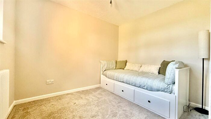 3 Bedroom Semi-Detached House For Sale In Crockford Place, Binfield, Bracknell, Berkshire, RG42