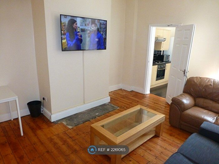 2 Bedroom Flat To Rent In Sandyford Road, Newcastle Upon Tyne, NE2