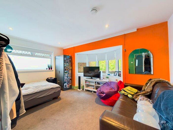 5 Bedroom Detached House To Rent In Plymouth Avenue, Brighton, BN2