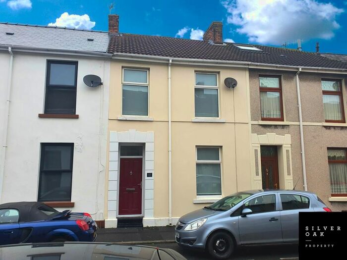 2 Bedroom Terraced House To Rent In Brynmor Road, Llanelli, SA15