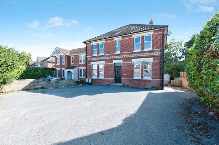 4 Bedroom Detached House For Sale In Alder Road, Branksome, Poole, Dorset, BH12