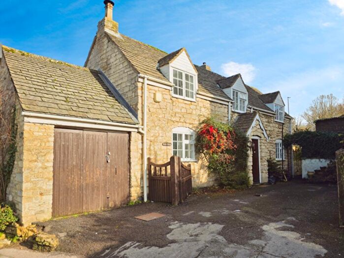 2 Bedroom Cottage For Sale In Paganhill Lane, Stroud, GL5