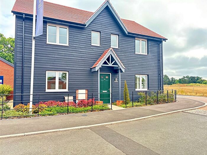 4 Bedroom Detached House For Sale In Highlands Lane, Rotherfield Greys, Henley-On-Thames, Oxfordshire, RG9