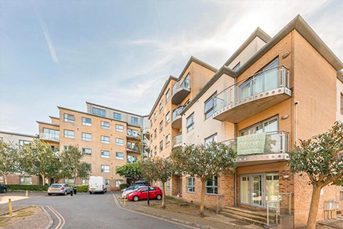 2 Bedroom Flat To Rent In Thomas Jacomb Place, Walthamstow, E17