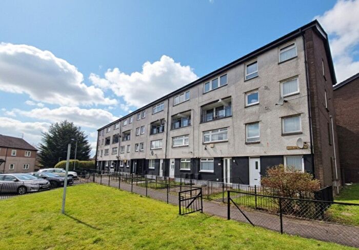 3 Bedroom Flat To Rent In Attlee Place, Clydebank, G81
