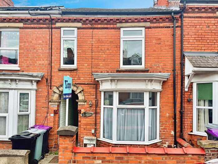 3 Bedroom Terraced House For Sale In Houghton Road, Grantham, NG31