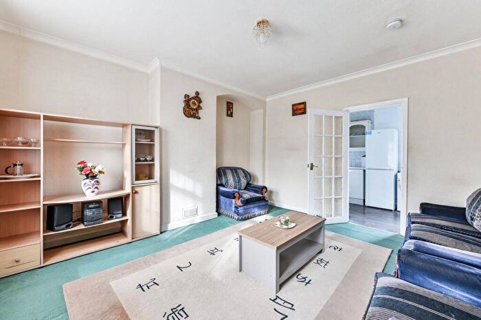 2 Bedroom Terraced House To Rent In De Quincey Road, , Tottenham, London, N17