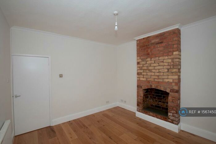 4 Bedroom End Of Terrace House To Rent In Mansfield Street, Nottingham, NG5