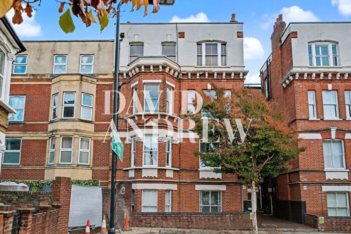 1 Bedroom Flat To Rent In Salcombe Road, Eagle Mansions Salcombe Road, N16