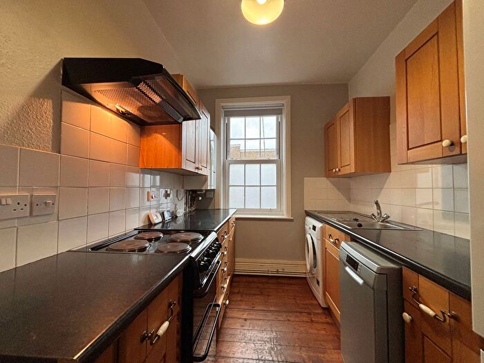 1 Bedroom Flat To Rent In Blackheath Road, London, SE10