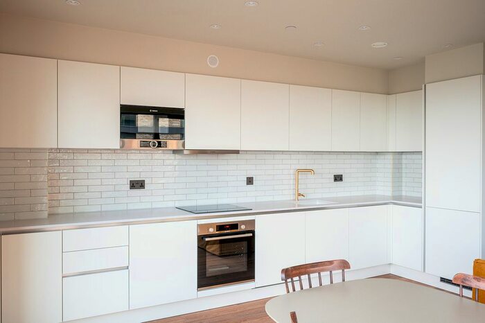 3 Bedroom Flat To Rent In The Sessile, Ashley Road, London, N17