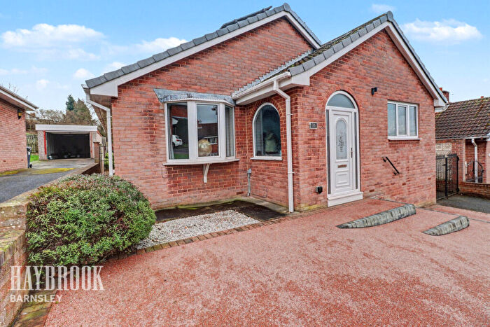 3 Bedroom Detached Bungalow For Sale In Meadowland Rise, Cudworth, S72