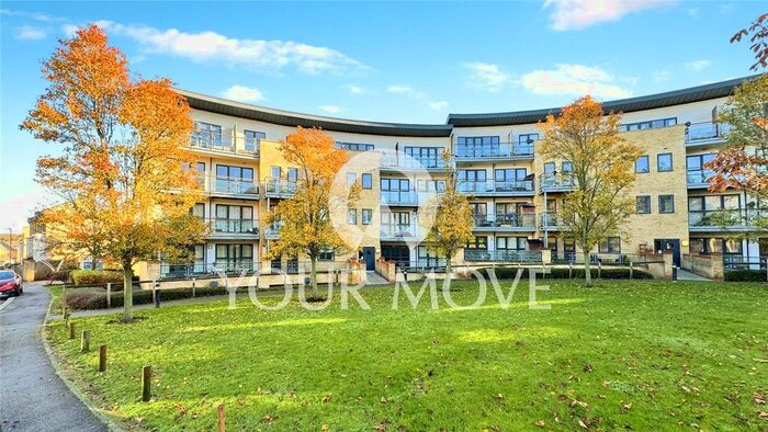 Detached House To Rent In Redwing Crescent Waterstone Way, Greenhithe, Kent, DA9