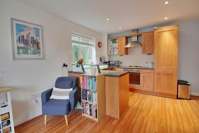 2 Bedroom Flat To Rent In Pincent Court, York, YO31