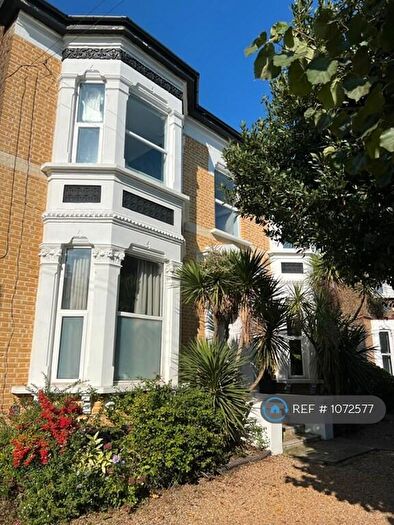 2 Bedroom Flat To Rent In Upper Leytonstone, London, E11