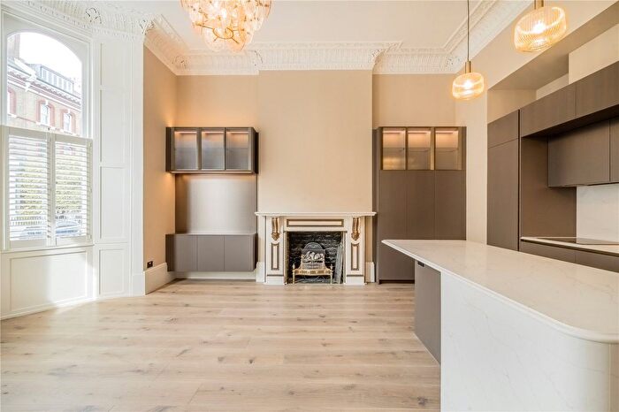 2 Bedroom Flat To Rent In Roland Gardens, London, SW7