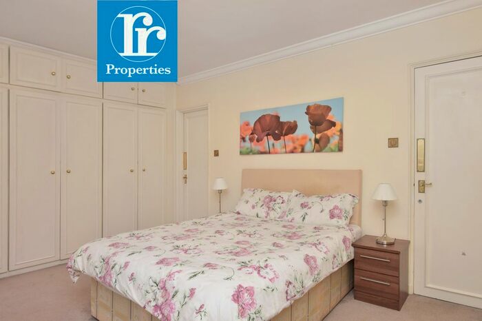 1 Bedroom Flat To Rent In Reeves Mews, Mayfair, W1K