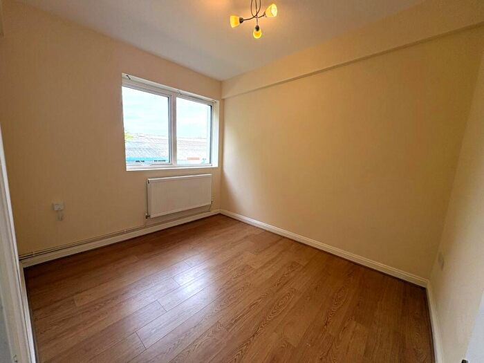1 Bedroom Apartment To Rent In Manor Road, Sheffield, S26