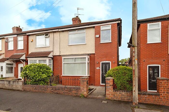3 Bedroom End Of Terrace House For Sale In Linden Avenue, Audenshaw, Manchester, Greater Manchester, M34