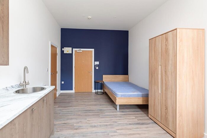 1 Bedroom Flat To Rent In New Bond House, , Bristol, BS2