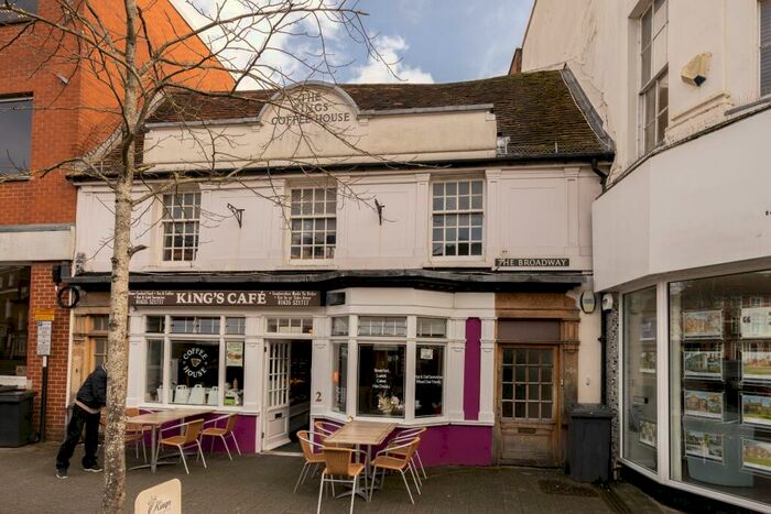 1 Bedroom Maisonette To Rent In The Broadway, Newbury, RG14