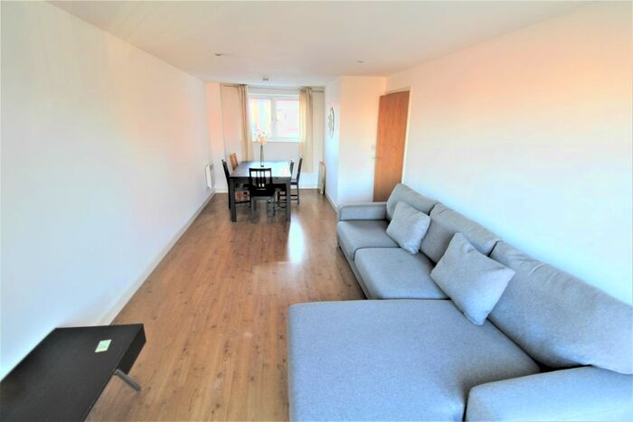 2 Bedroom Flat To Rent In Heathfield Court, Tredegar Road, London, E3