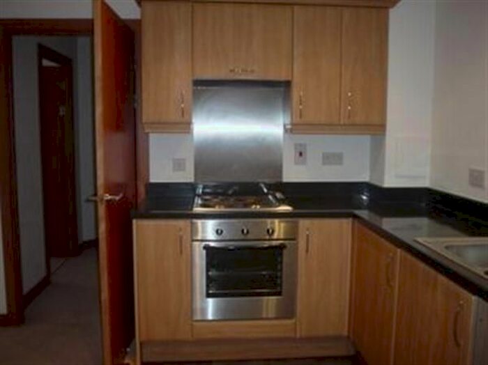 1 Bedroom Flat To Rent In Kendal, Purfleet, RM19