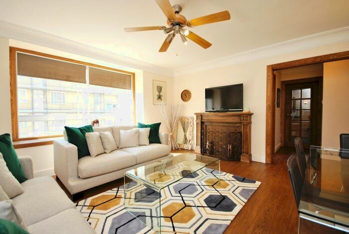 2 Bedroom Flat To Rent In Kinnerton Street, London, SW1X