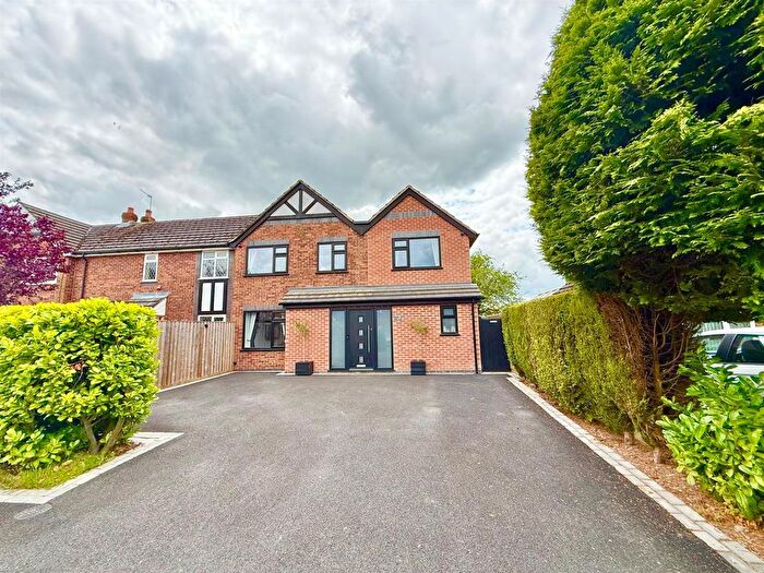 4 Bedroom Semi-Detached House For Sale In Lakeside, Bosley, Macclesfield, SK11