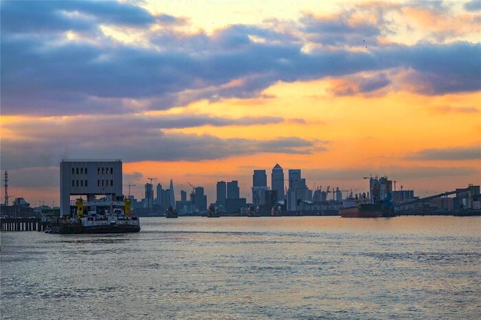 1 Bedroom Flat To Rent In Duke Of Wellington Avenue, London, SE18