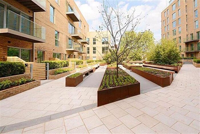2 Bedroom Apartment To Rent In Mansfield Point Rodney Road, Elephant & Castle, London, SE17